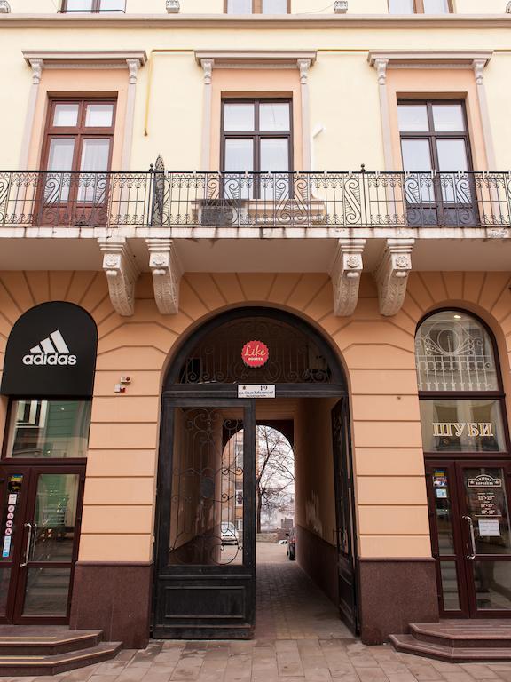 Like Hostel Černivci Esterno foto