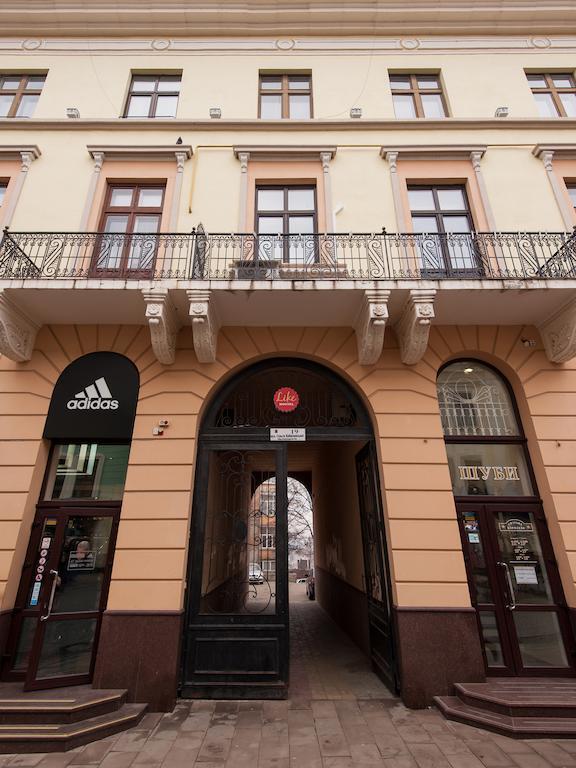 Like Hostel Černivci Esterno foto