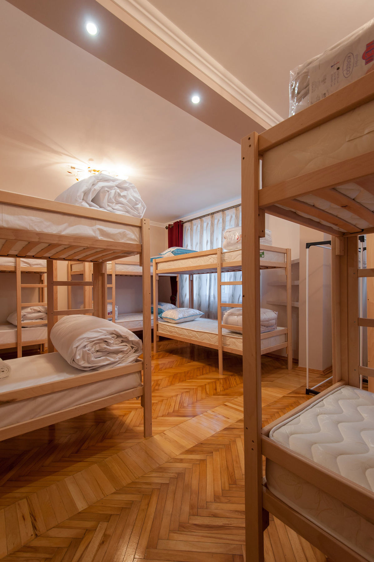 Like Hostel Černivci Esterno foto